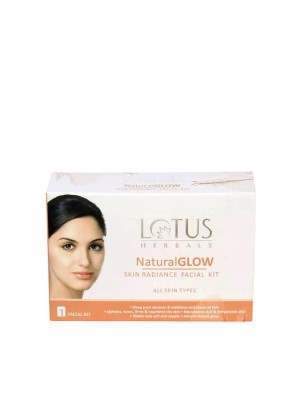 Lotus Herbals Natural GLOW Skin Radiance Facial Kit - 1 no